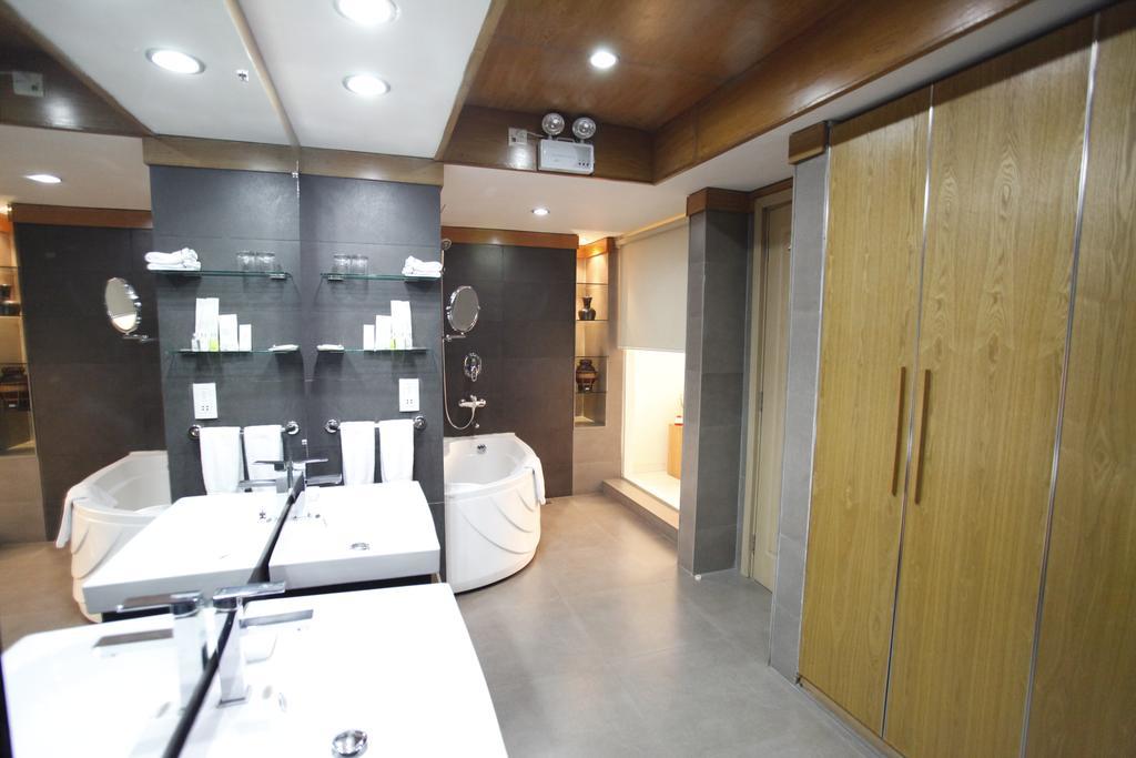 Platinum Suites Dhaka Extérieur photo