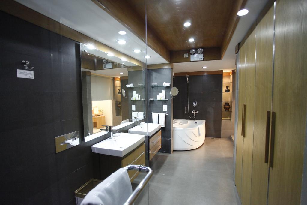 Platinum Suites Dhaka Extérieur photo