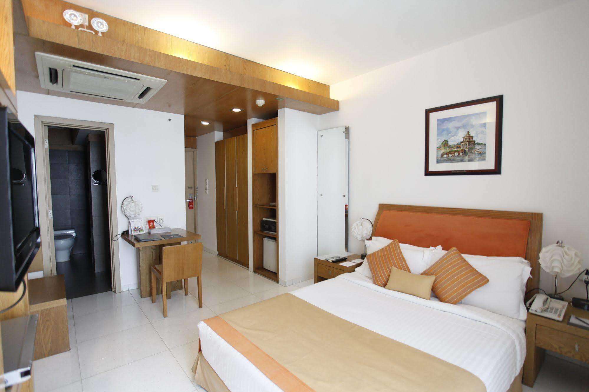 Platinum Suites Dhaka Extérieur photo